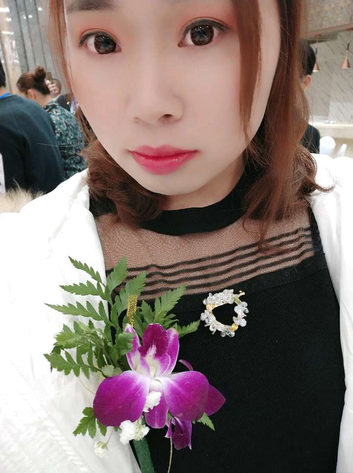 个人中心|话题 - 小猪导航 - 社交电商行业全国微信群二维码导航平台大全